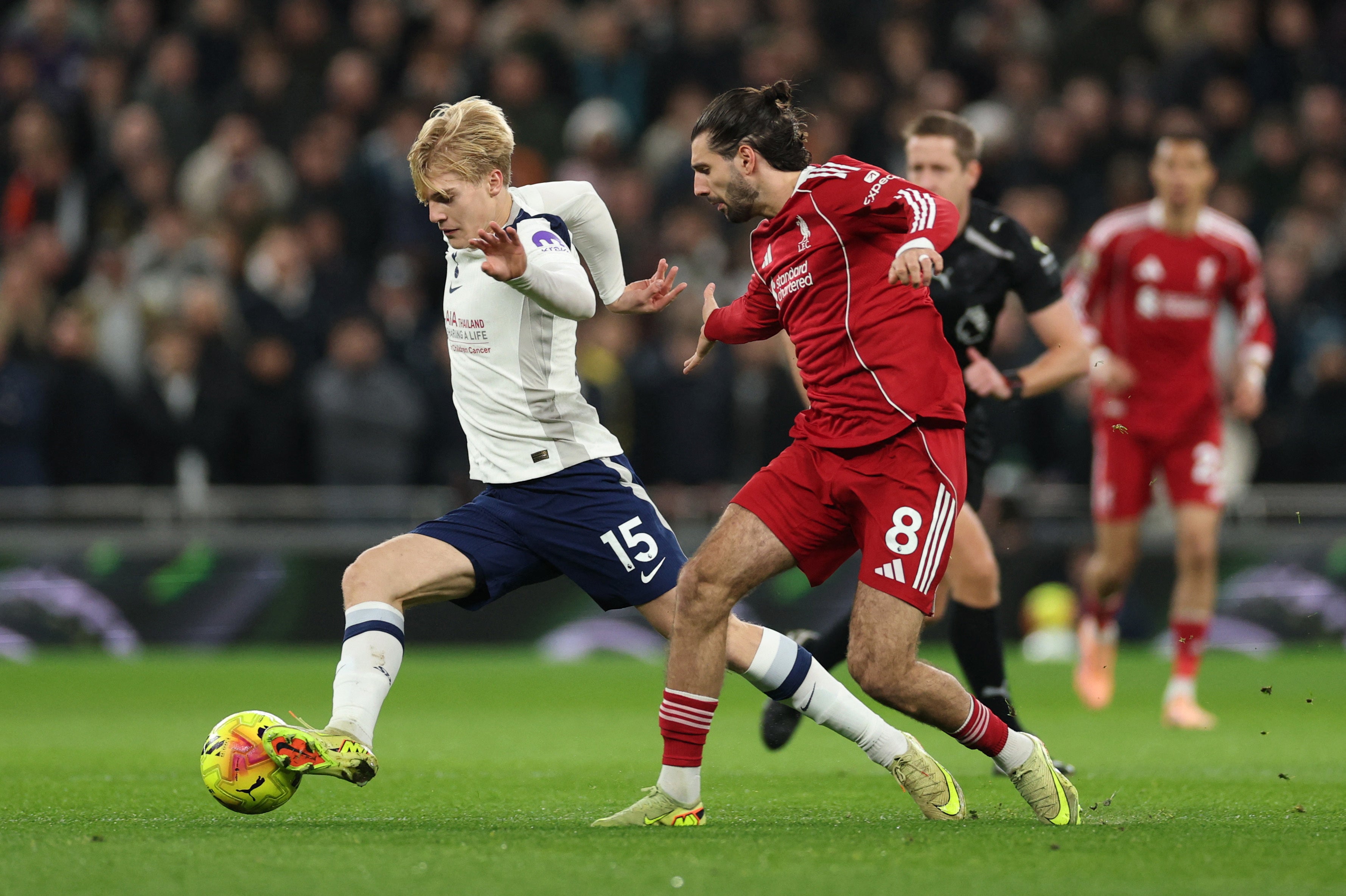 Tottenham v Liverpool live: Resurgent Reds look to heap pressure on under-fire Spurs in Premier League