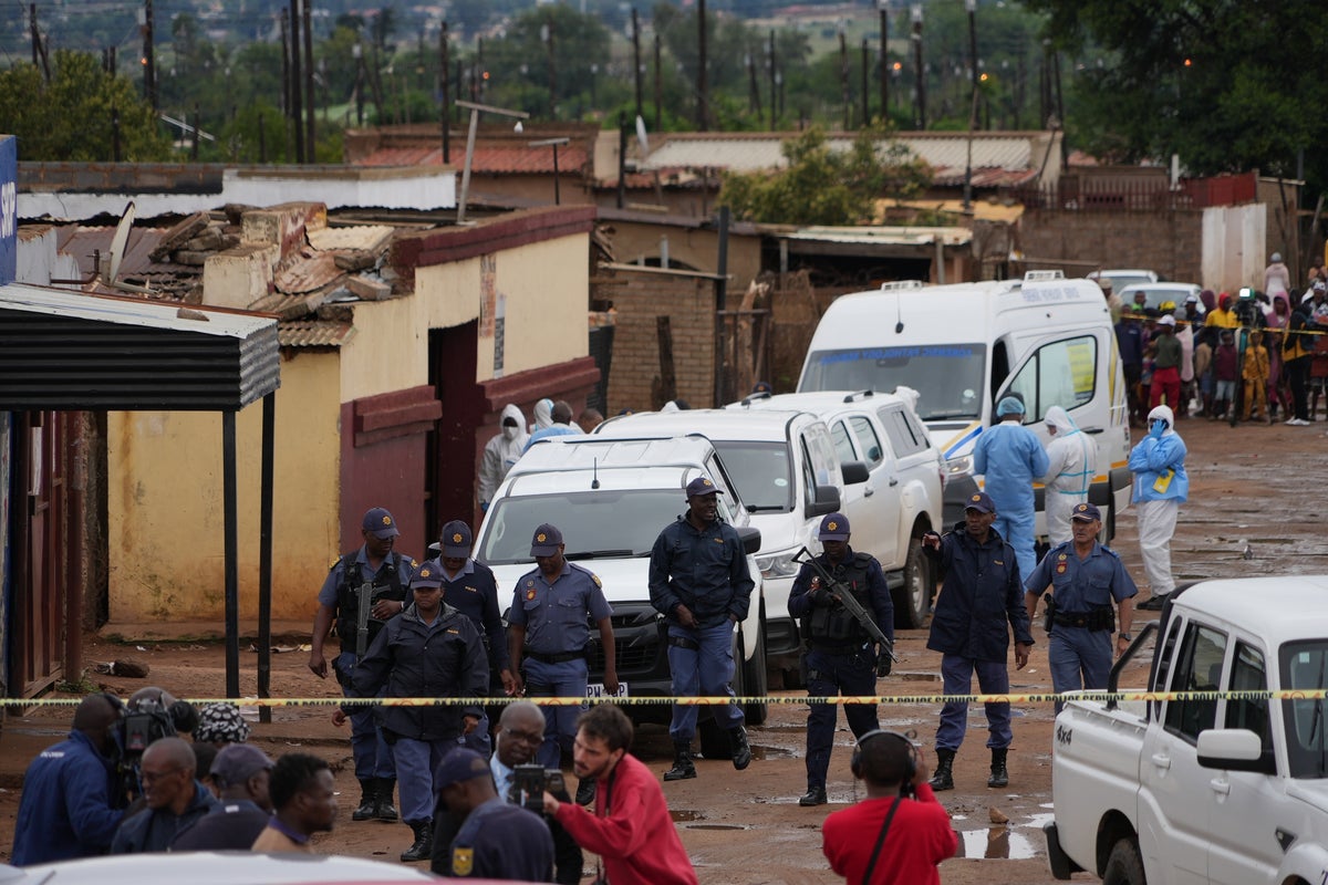 9 killed, 10 wounded in South African pub shooting