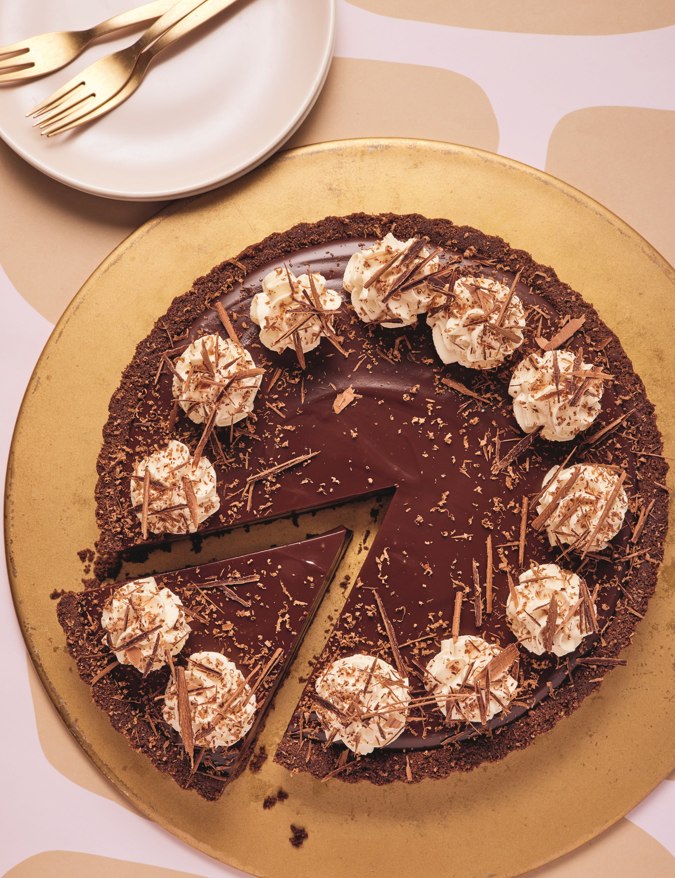 A boozy, no-bake dessert that feels tailor-made for New Year’s Eve