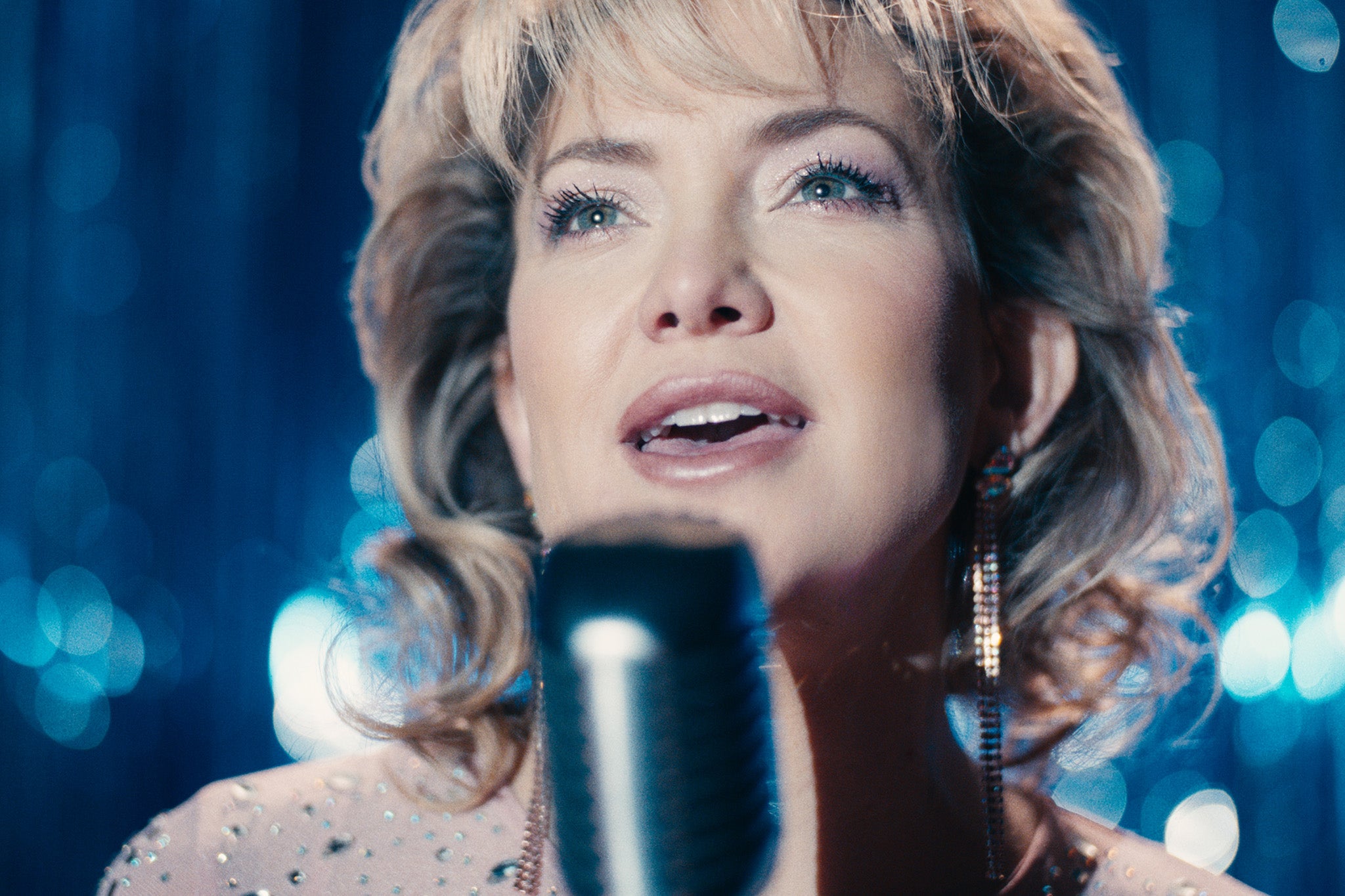 Song Sung Blue review &ndash; This Kate Hudson and Hugh Jackman musical weepie is pure Oscar bait