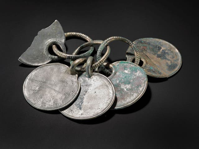 Fresh details emerge on remains of two Bronze Age people found by ...