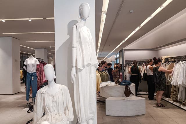 <p>Parent company Inditex did not specify the locations or dates of the 60 closures</p>