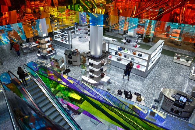 <p>Retail experts note that consumers are willing to spend more when items are discounted</p>