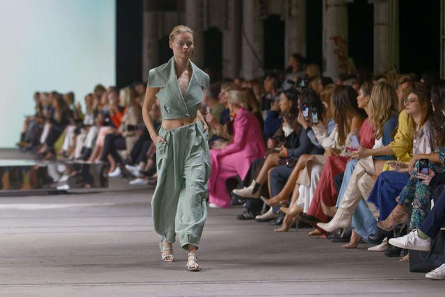 <p>Balloon pants have dominated the fashion week runways. Holly Magson walks the runway in balloon pants</p>