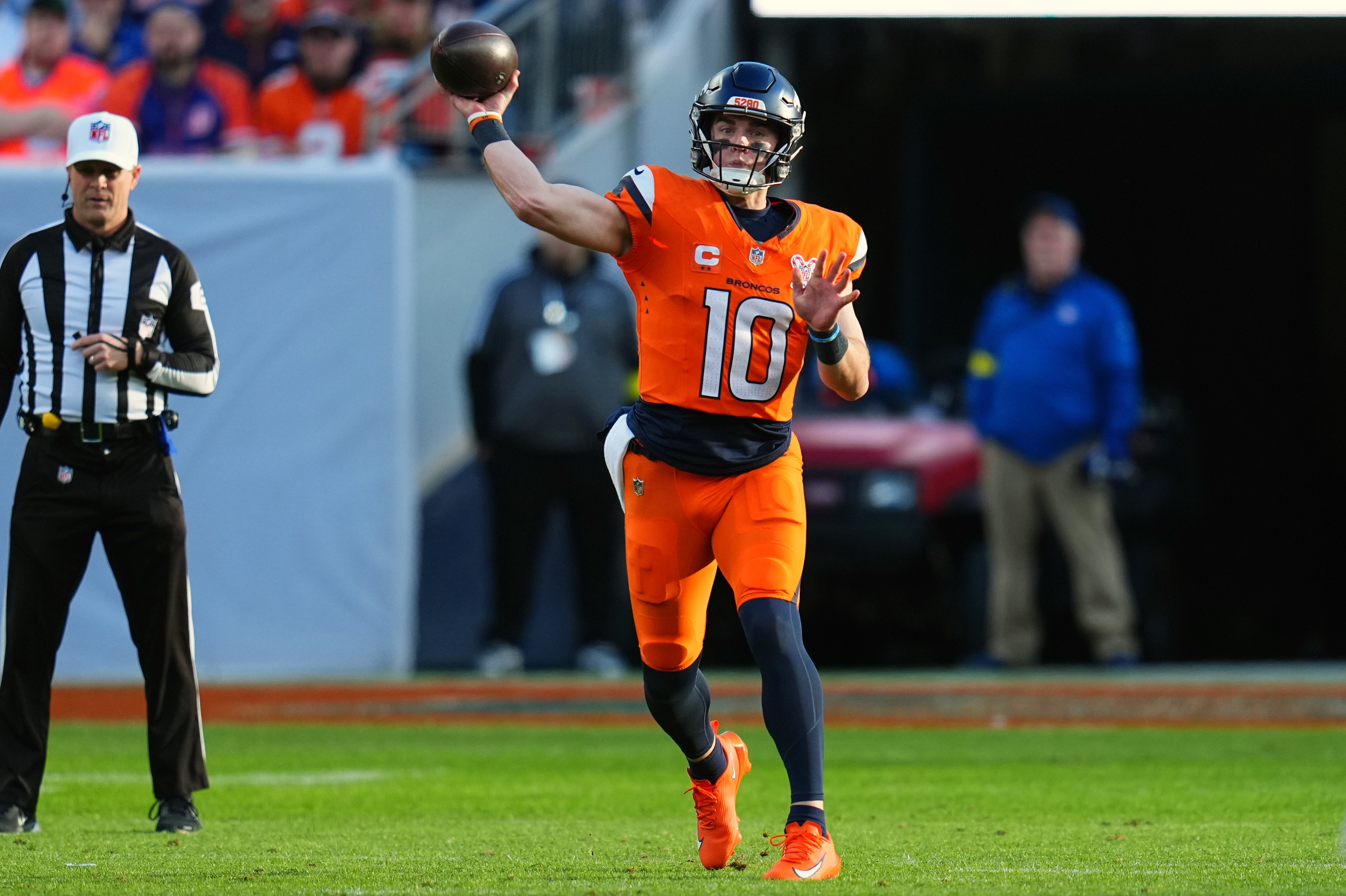 BRONCOS-CHIEFS PANORAMA