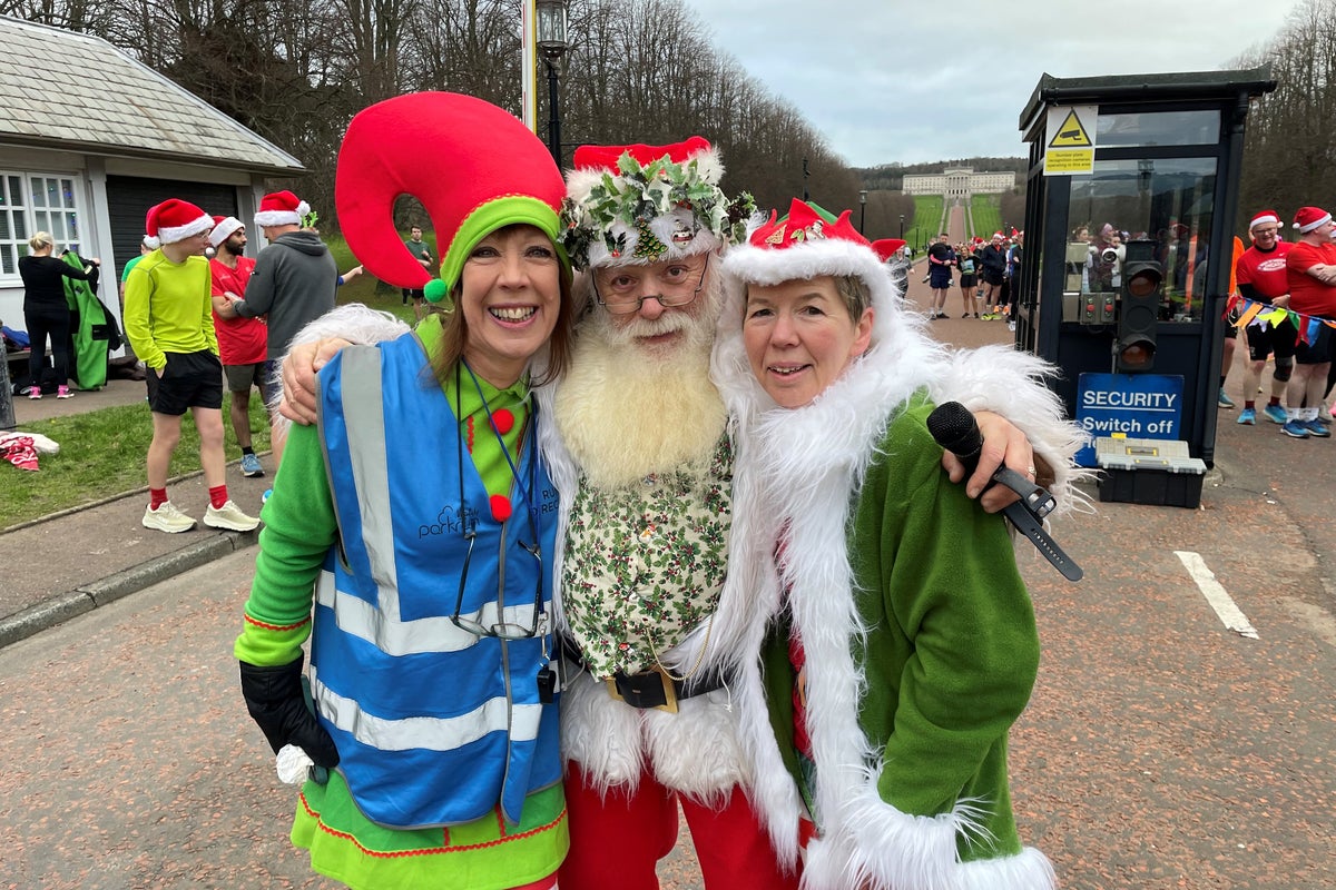 Record-breaking numbers turn out for Christmas Day parkruns Record-breaking numbers turn out for Christmas Day parkruns