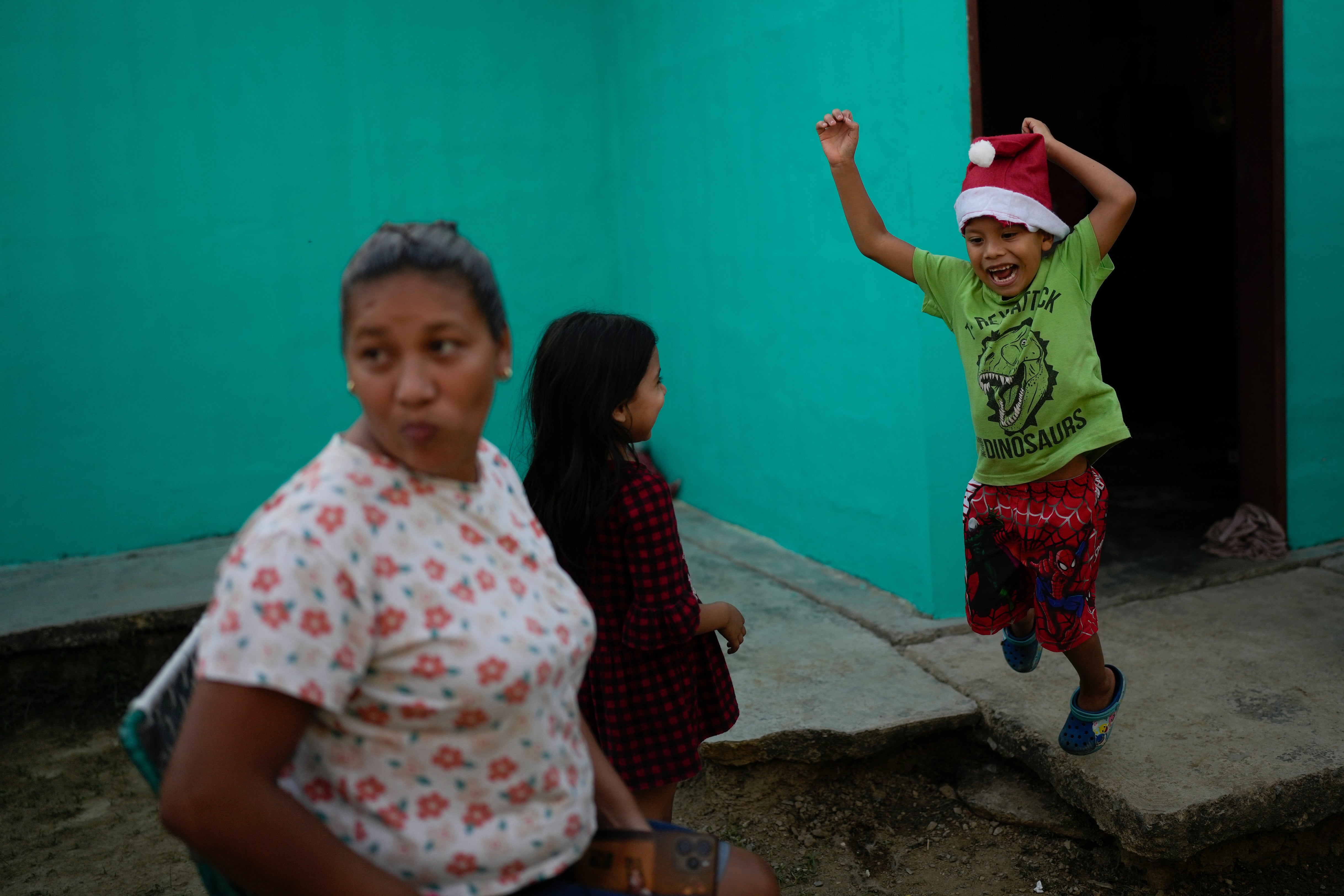 APTOPIX Venezuela Migrants Christmas