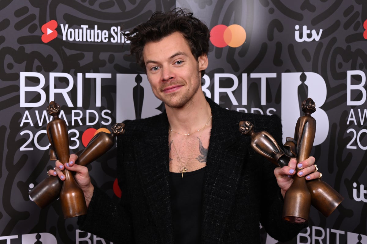 Harry Styles sends fans into a frenzy with cryptic surprise video years after last album and tour Harry Styles sends fans into a frenzy with cryptic surprise video years after last album and tour