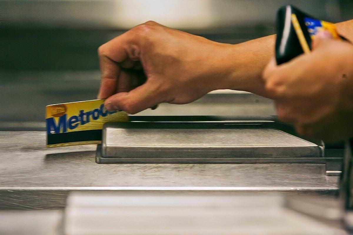 New York subway ends its MetroCard era and switches fully to tap-and-go fares – UK Times