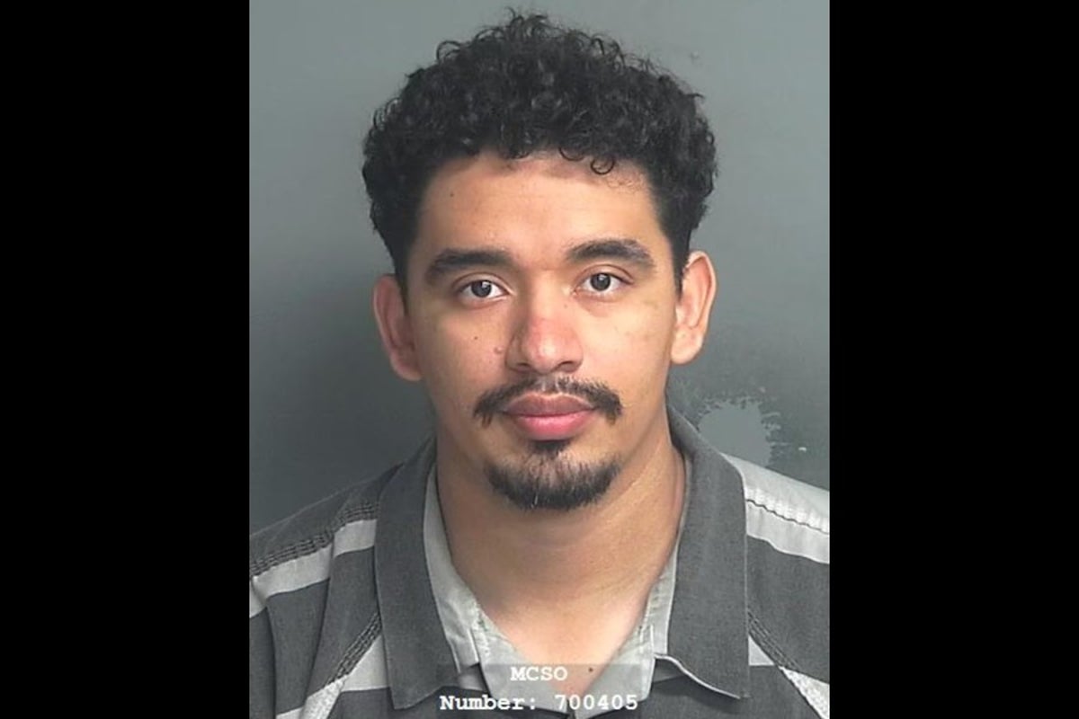 Texas dad helped rescue his kidnapped teenage daughter by tracking her mobile phone, police say Texas dad helped rescue his kidnapped teenage daughter by tracking her mobile phone, police say