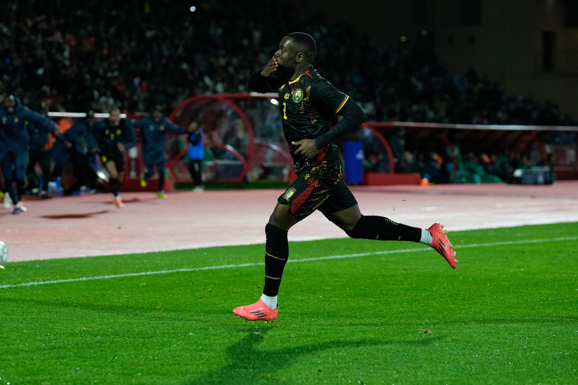 Јуниор Чамадеу одлази након што је помогао у изједначавању Камеруна