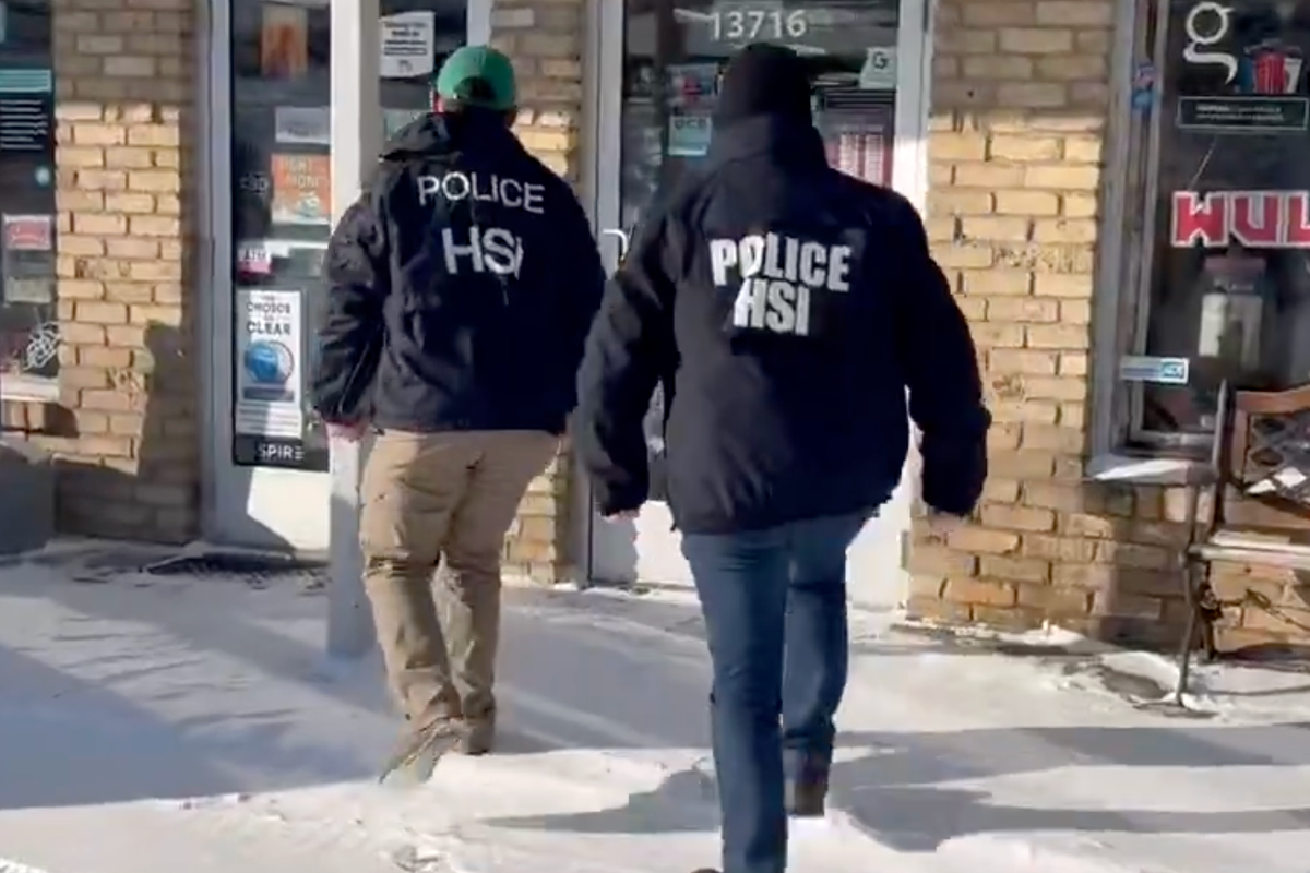 Kristi Noem says DHS conducting ‘door-to-door’ raids in Minnesota after viral video claims rampant fraud Kristi Noem says DHS conducting ‘door-to-door’ raids in Minnesota after viral video claims rampant fraud