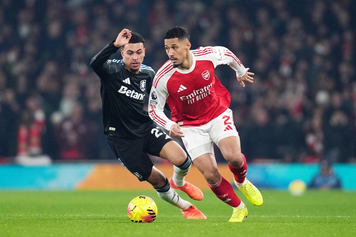 Arsenal v Aston Villa live: Visitors spurn chances in clash between Premier League title rivals