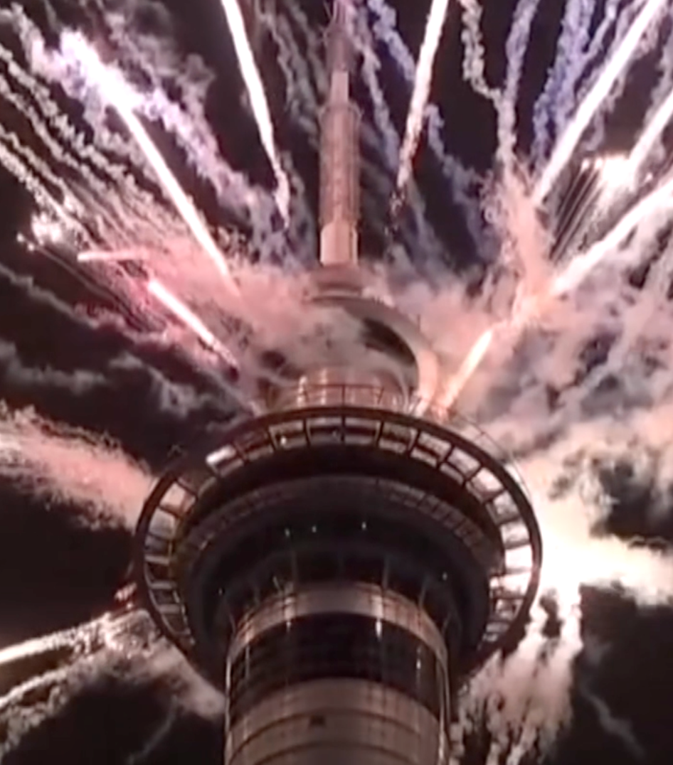 New Year’s 2026 fireworks at Auckland’s Sky Tower in New Zealand