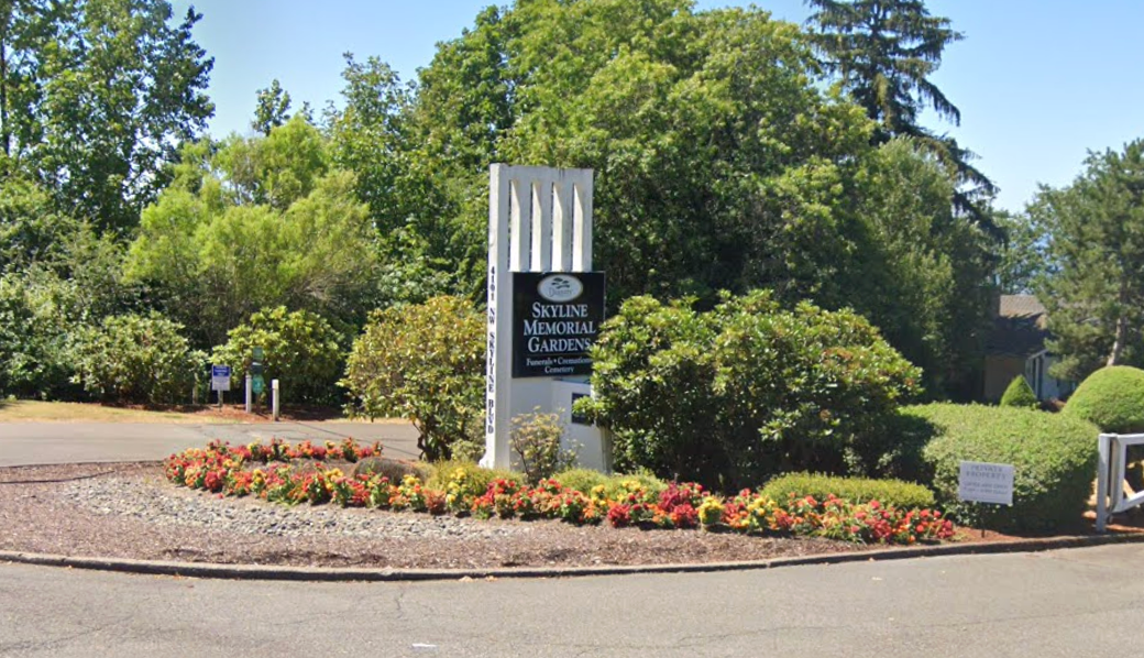 An Oregon mother was left to watch her son be reburied after a funeral home double-booked a grave site, according to reports