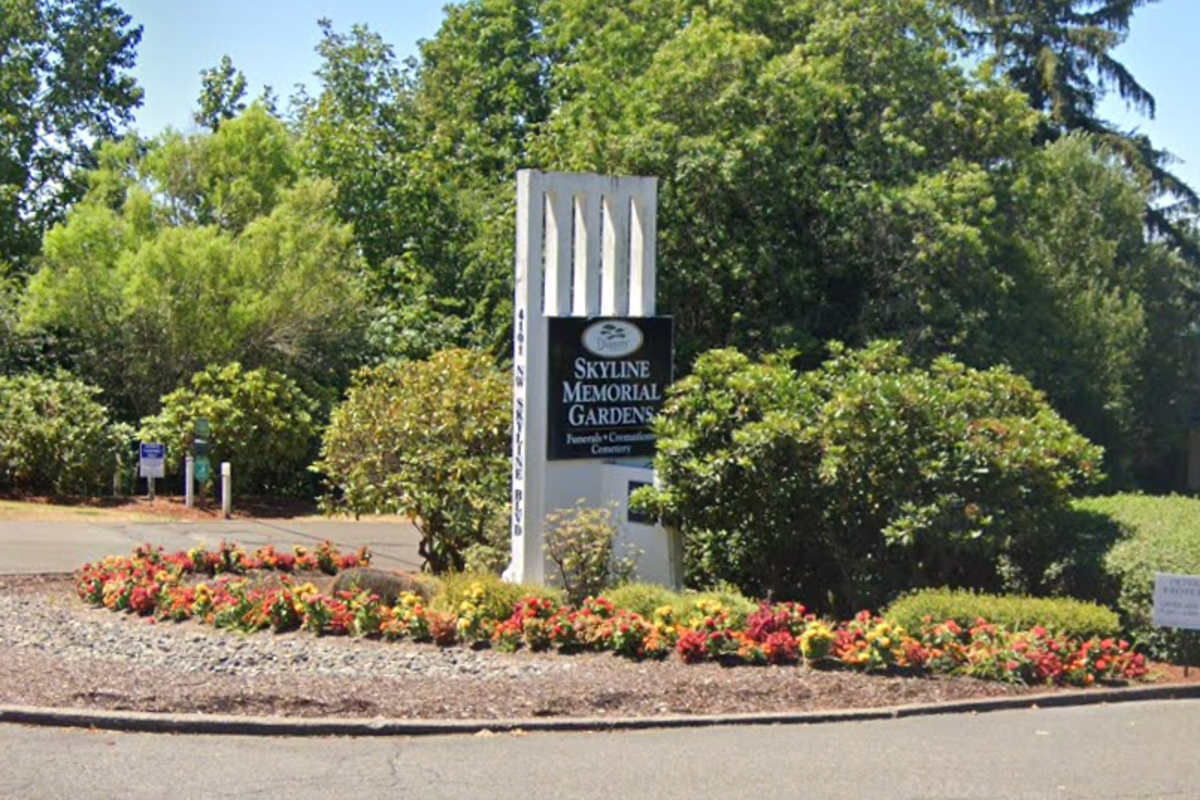 Family describes horror as Mom watches son be unearthed after funeral home double booked burial spot: ‘Unfathomable’ Family describes horror as Mom watches son be unearthed after funeral home double booked burial spot: ‘Unfathomable’