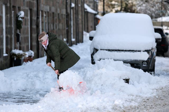 <p>The Department for Work and Pensions (DWP) operates a Cold Weather Payment scheme to support households during freezing temperatures. </p>