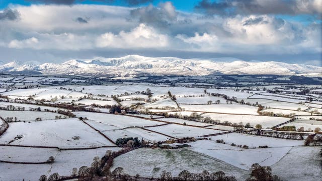 <p>Snow hits Llanrwst, Wales, January 2026</p>