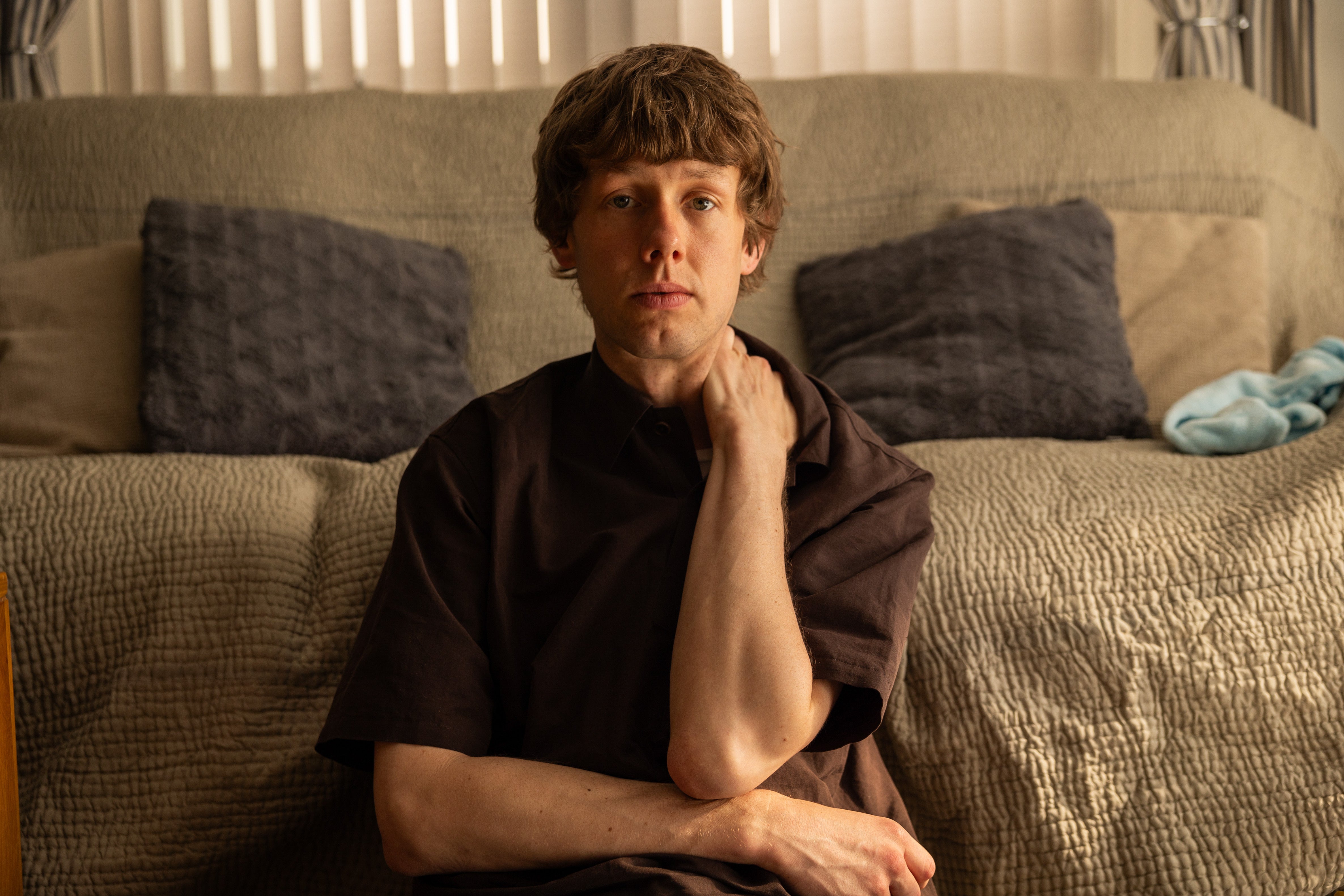 <p>Finan in 'Waiting for the Out'</p>