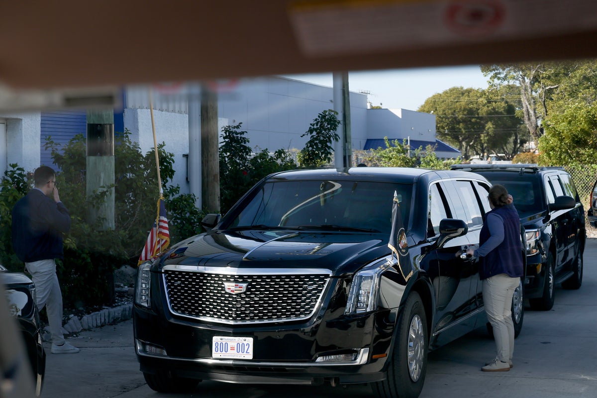 Trump shops for imported marble for White House ballroom ‘at his own expense’ – UK Times Trump shops for imported marble for White House ballroom ‘at his own expense’ – UK Times