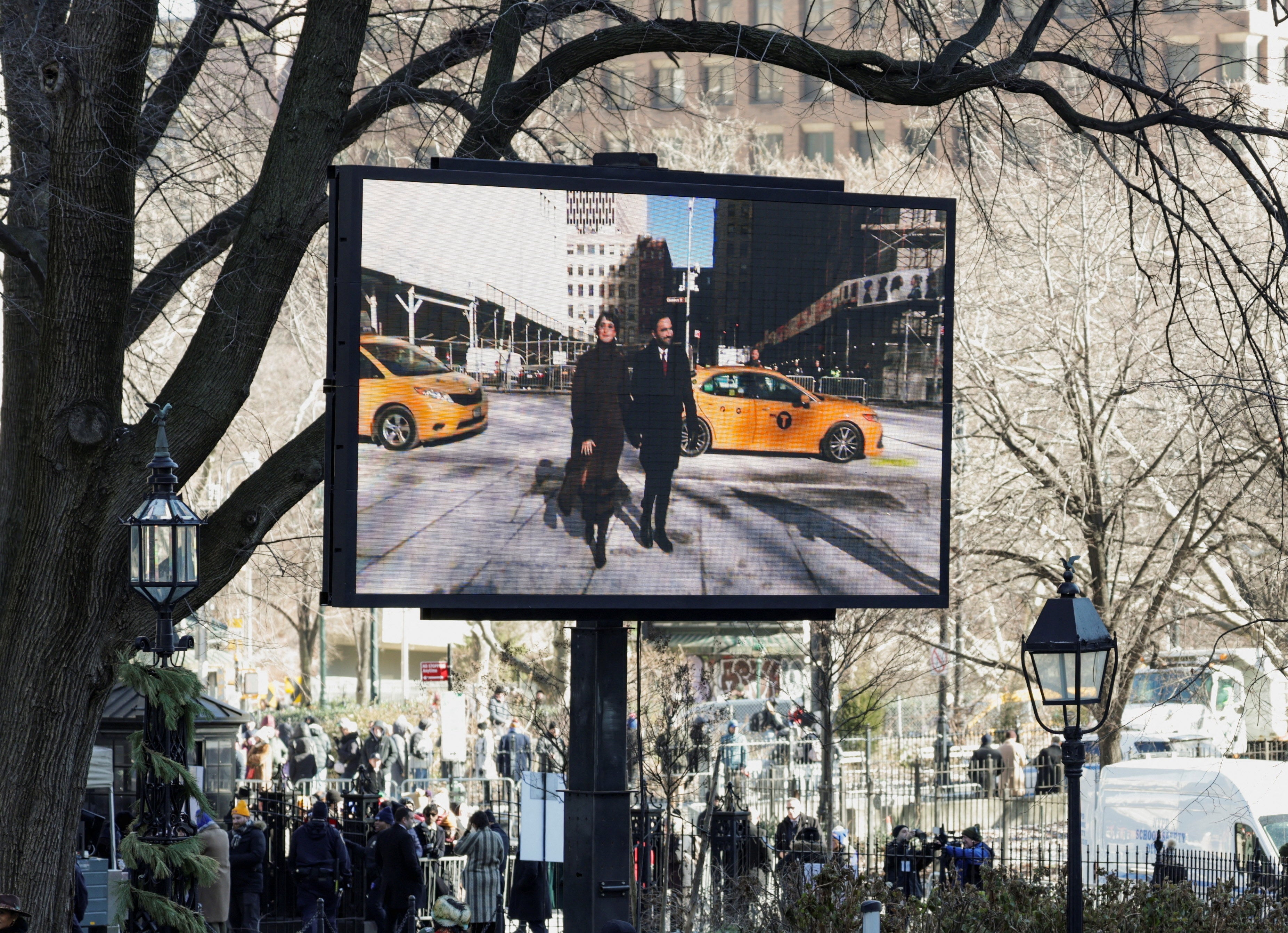 Zohran Mamdani and his wife, Rama Duwaji, arrived at inauguration in a yellow taxi cab – a symbol of Mamdani’s dedication to the workers of New York City