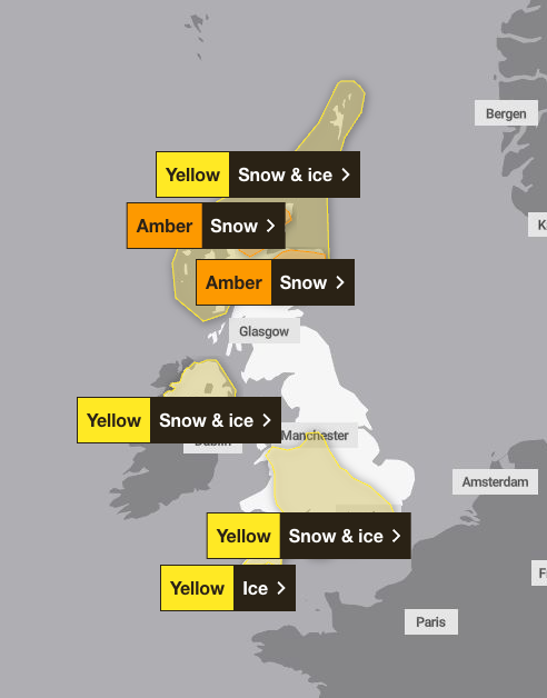 Alertas meteorológicos âmbar e amarelo para neve e gelo entraram em vigor em todo o Reino Unido na sexta-feira