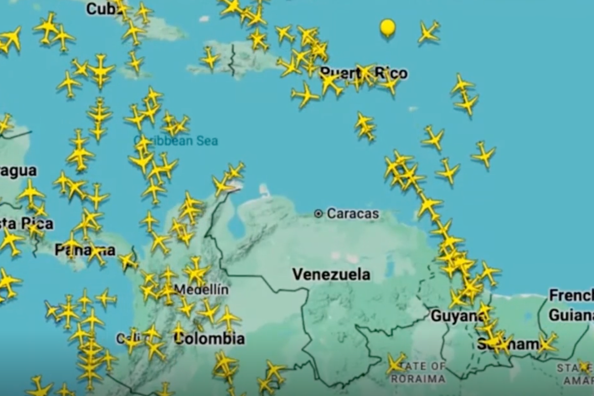 Ve Flight Map No planes in Venezuela airspace as US strikes trigger explosions across ...