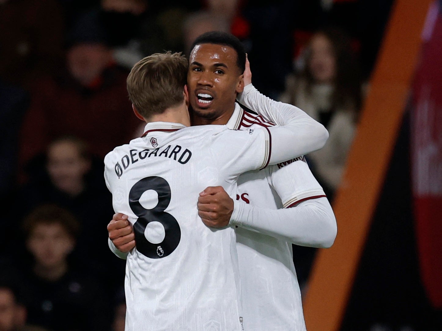 ...пре него што се искупио изједначењем Арсенала шест минута касније