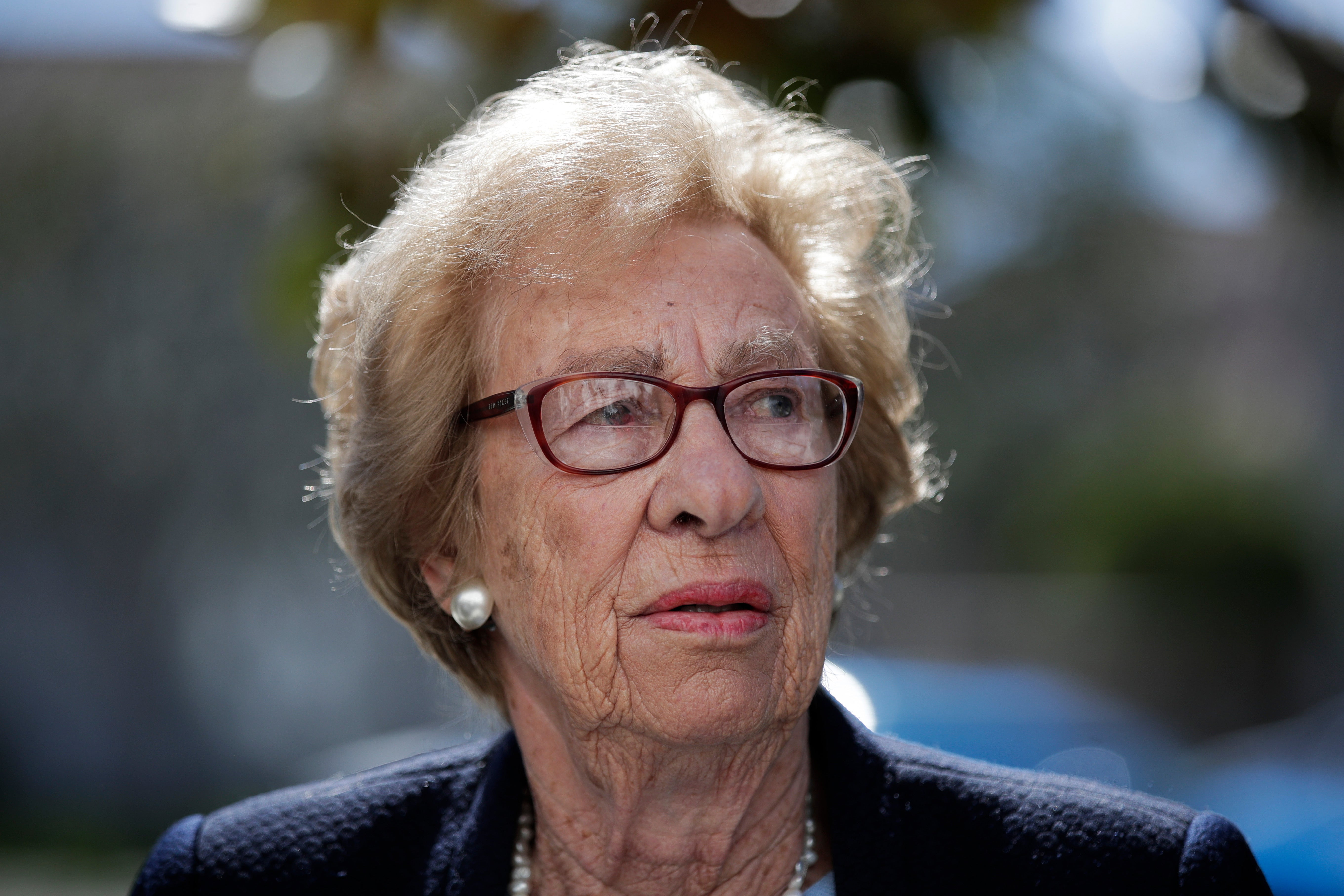 EVA SCHLOSS DECESO