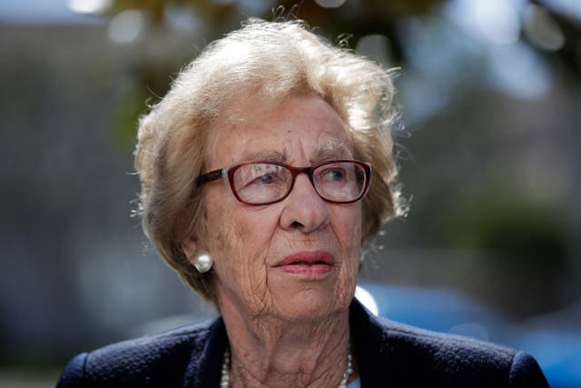 EVA SCHLOSS DECESO