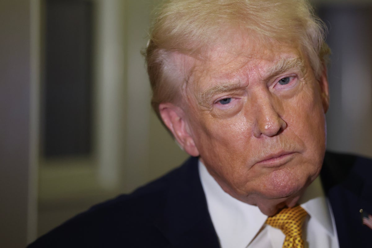 Trump again urges pregnant women to avoid Tylenol as the CDC slashes recommended vaccines for children