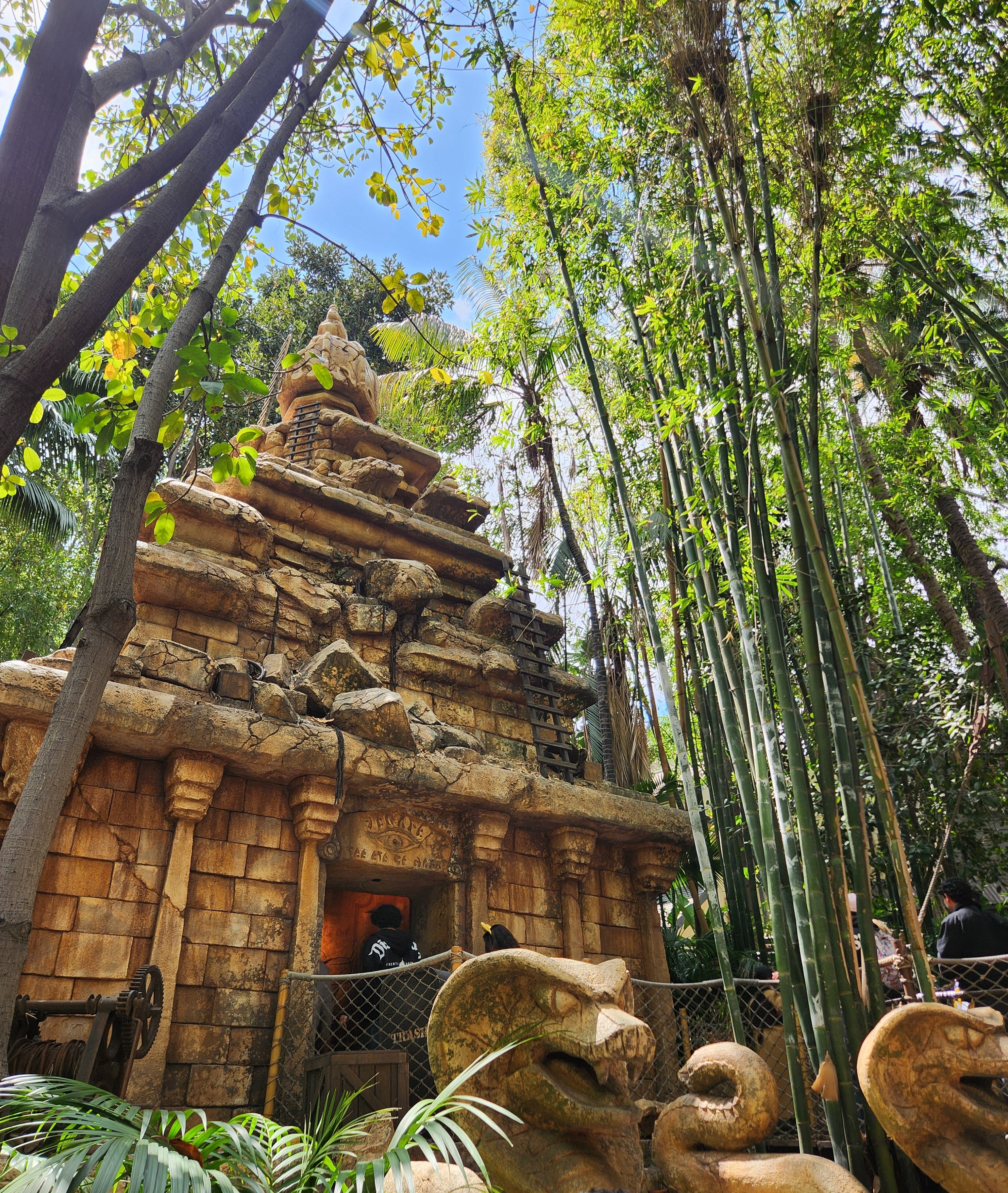 Disney fan injured after fight breaks out over line jumping at one of resort’s most popular rides: ‘Someone took exception to that’