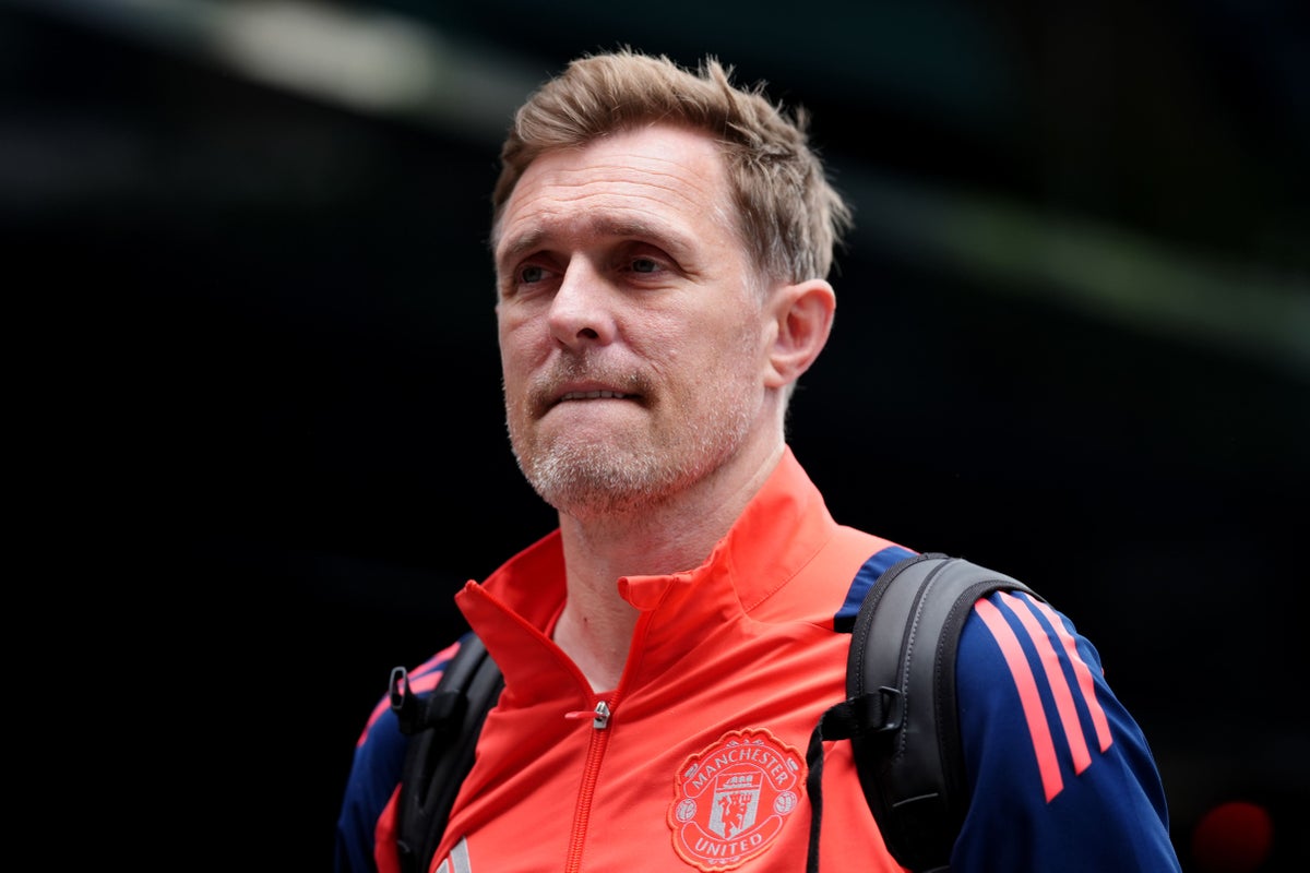 Darren Fletcher shrugs off talk of Man Utd job as he prepares team for Burnley – UK Times