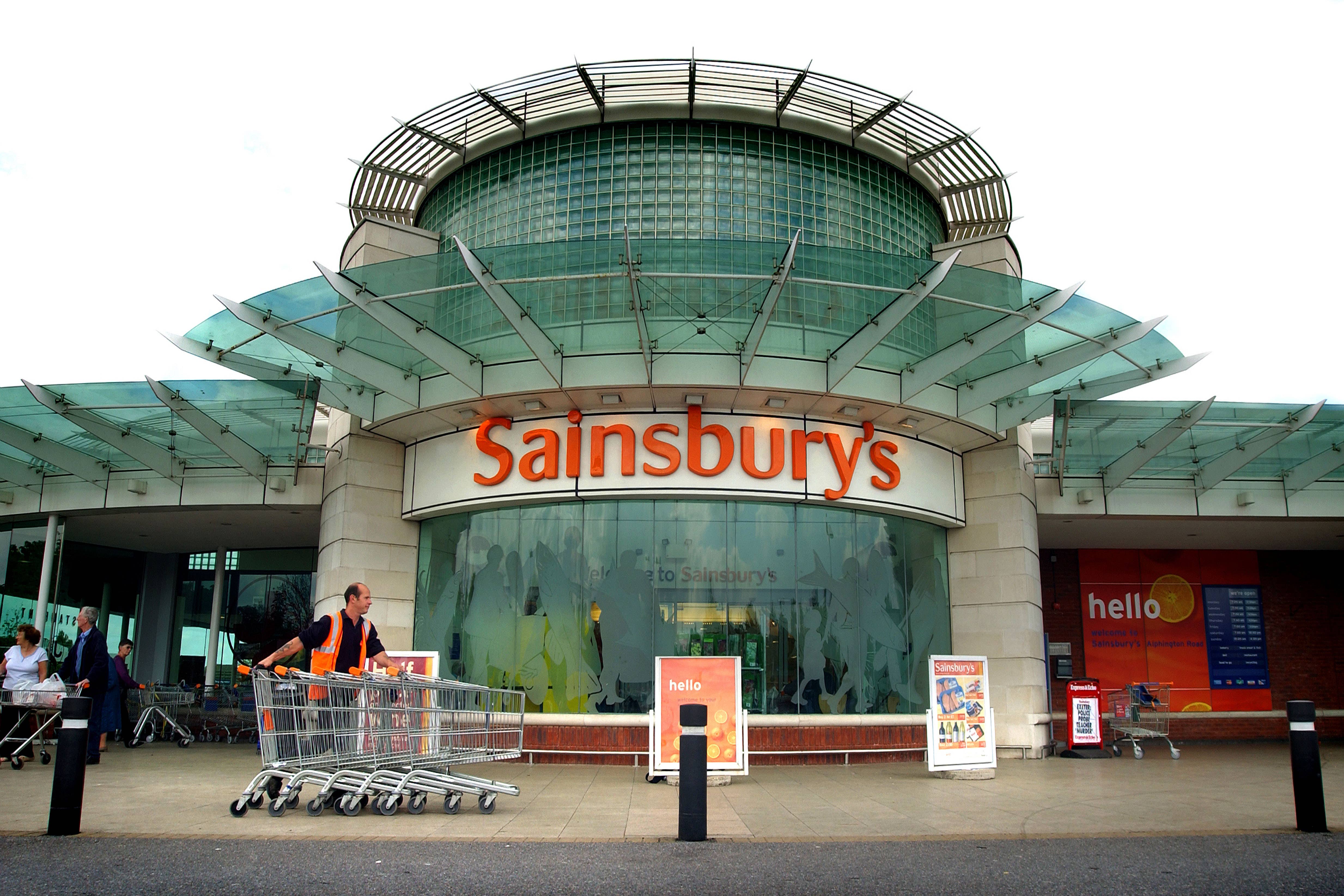 independent.co.uk - Beatrice Learmouth - Sainsbury's launches new graduate programme with AI focus