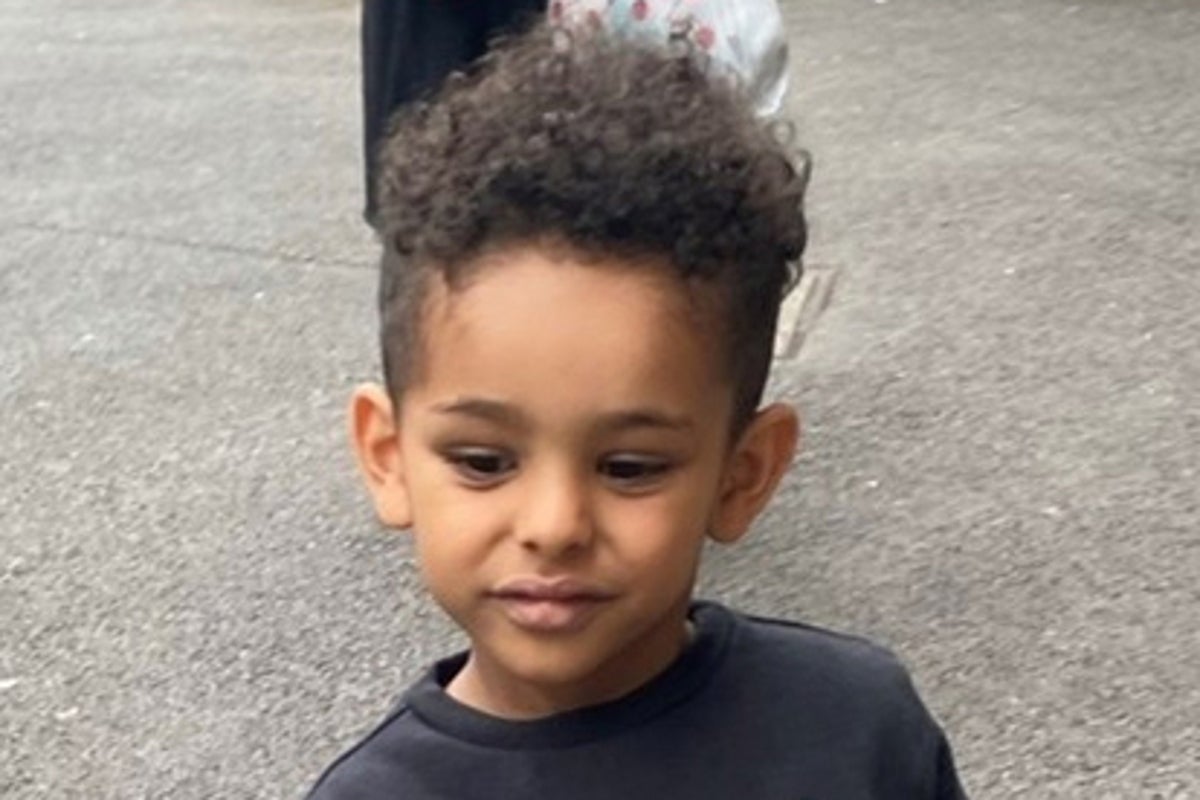 Driver cleared over five-year-old’s death after electric car ‘moved on its own’ Driver cleared over five-year-old’s death after electric car ‘moved on its own’