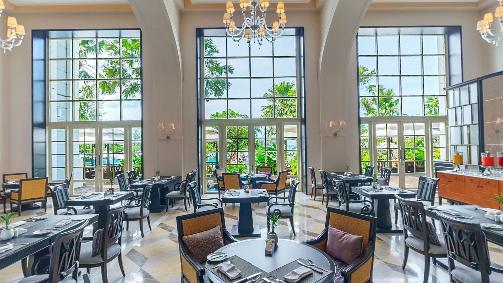 Planter's，Danna 的全日餐厅