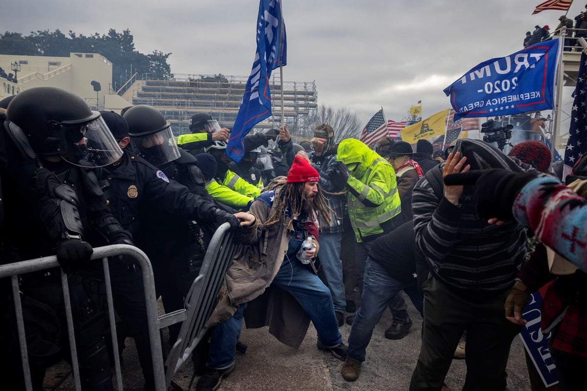 Dems to launch ‘coordinated attack’ on Trump’s .8 billion fund as GOP revolt erupts – UK Times Dems to launch ‘coordinated attack’ on Trump’s .8 billion fund as GOP revolt erupts – UK Times