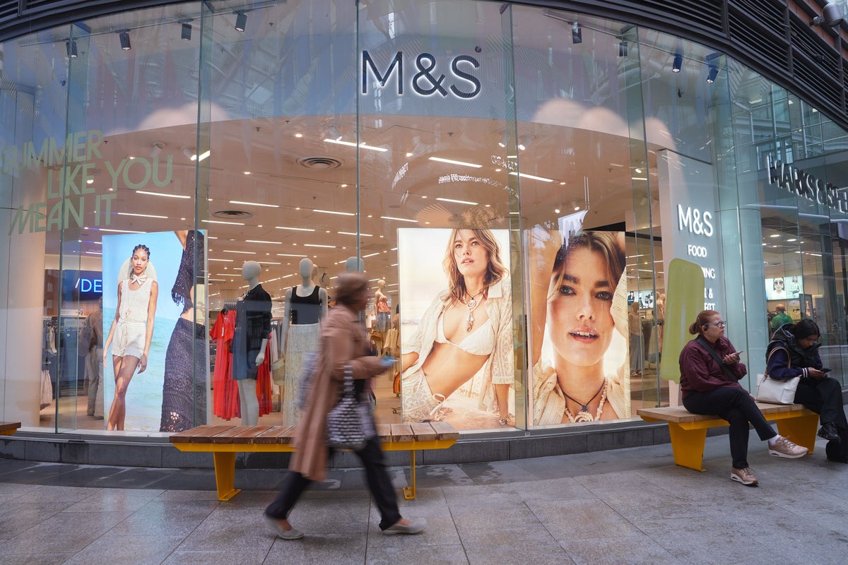 M&S cheers record number of Christmas shoppers as food sales swell