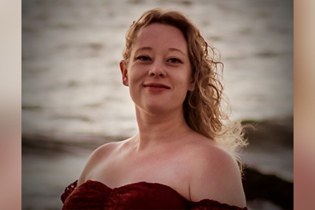 Minneapolis ICE shooting latest: Trump goes on defense after seeing footage of agent fatally shooting woman in the head