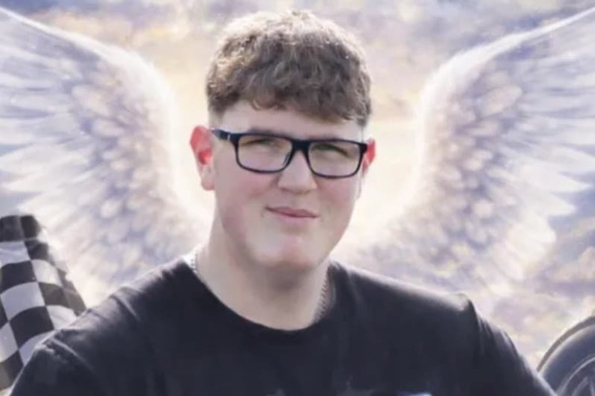 Father notified of son's death three weeks after fatal car crash
