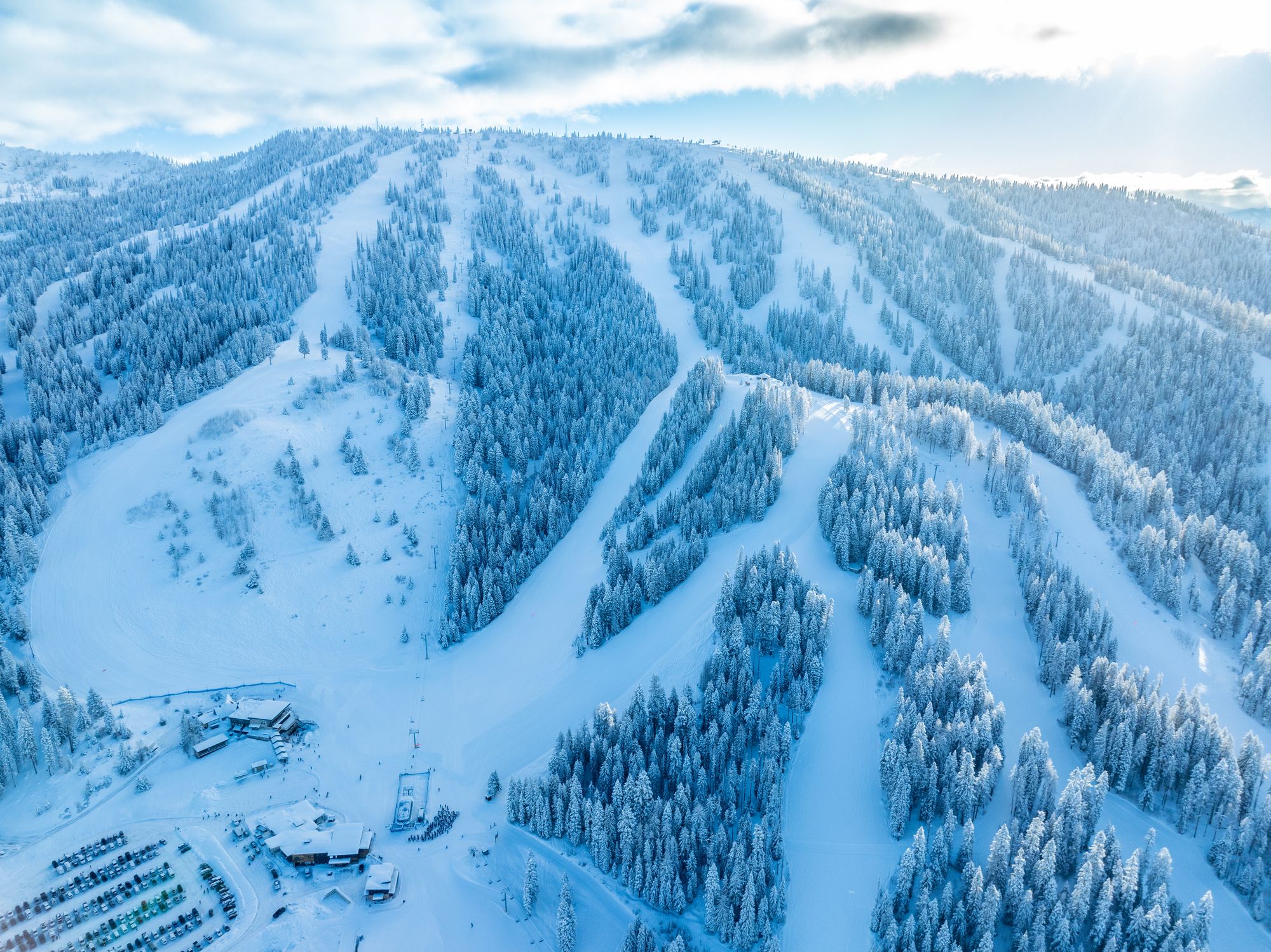 Brundage Mountain Resort in Idaho sees around 320 inches of snow