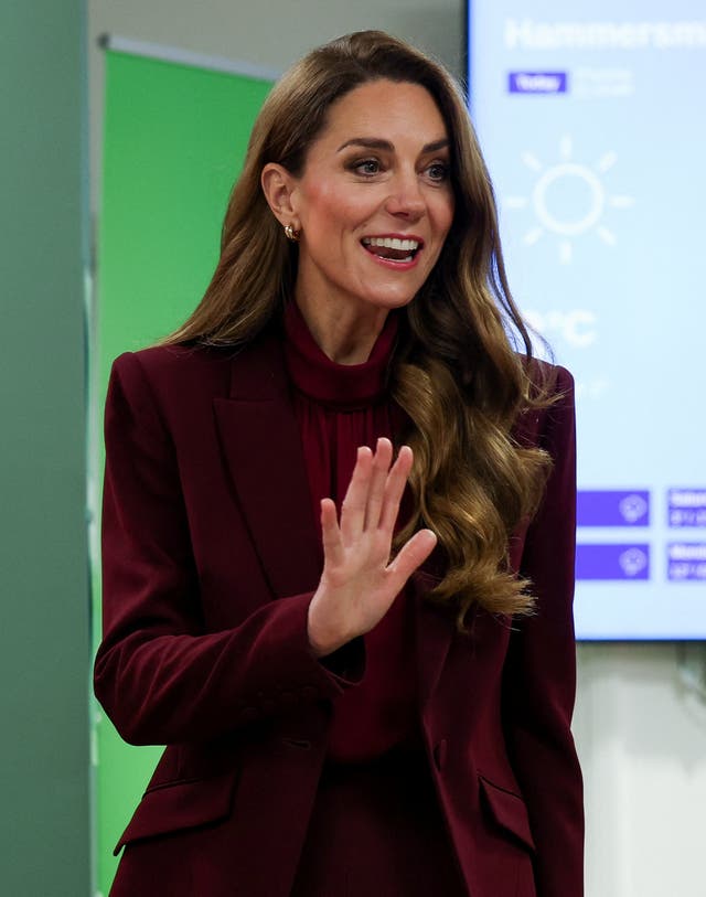 <p>Kate waves hello during a visit to Charing Cross Hospital (Isabel Infantes/PA)</p>