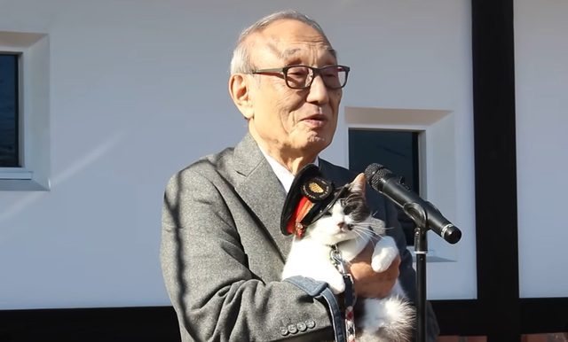 <p>Yontama is appointed new stationmaster of Wakayama Electric Railway Co’s Kishi Station in Kinokawa, Wakayama Prefecture, on Wednesday, 7 January 2026</p>