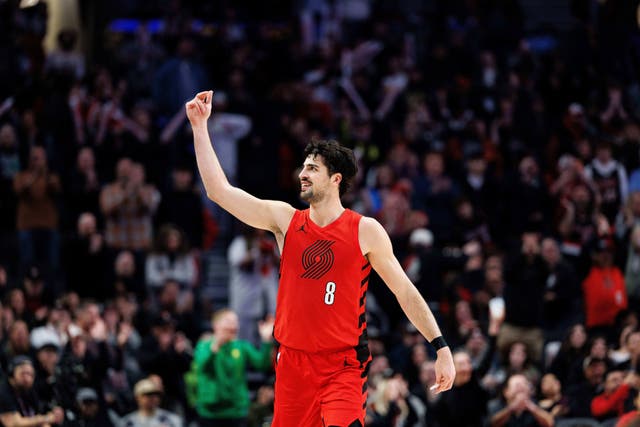 ROCKETS-TRAIL BLAZERS