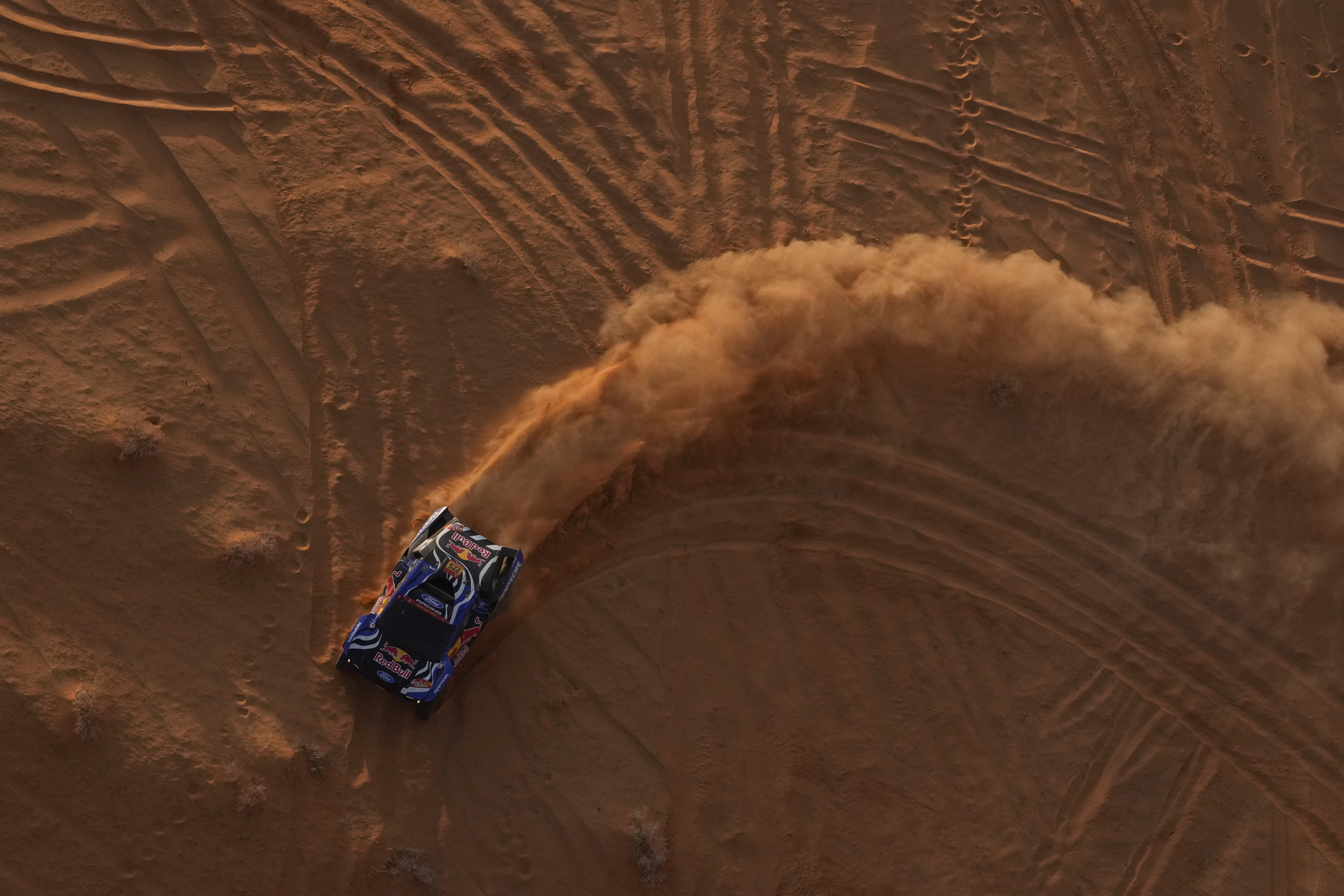APTOPIX Saudi Arabia Dakar Rally