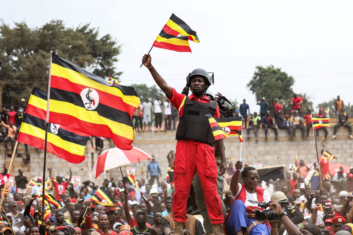 Photos show opposition leader Bobi Wine campaigning ahead of Uganda’s presidential election – UK Times