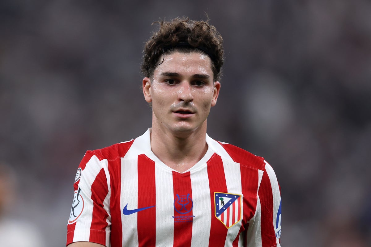 Transfer news live: Julian Alvarez to Arsenal update, Liverpool want Chelsea target and Man Utd confirm exit