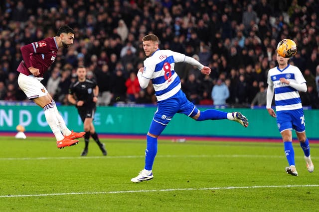 Taty Castellanos, left, headed West Ham into round four (Bradley Collyer/PA)