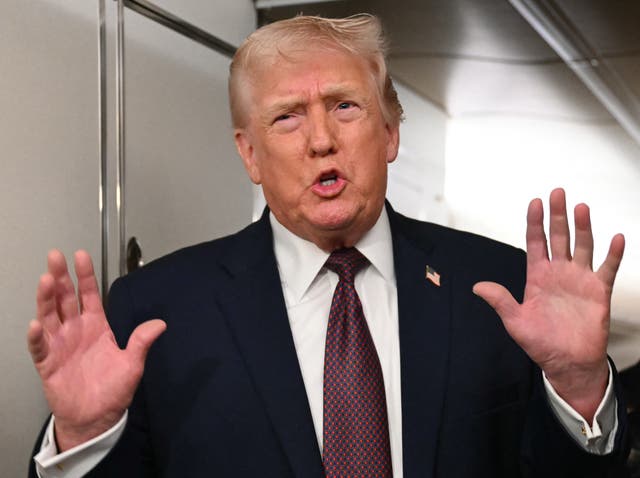 <p>President Donald Trump gave an ominous warning if the Supreme Court rejects his tariff plan.</p>