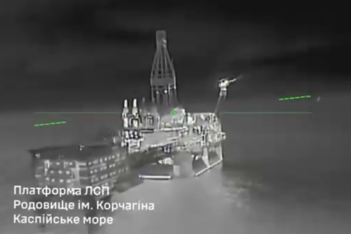 Drone footage shows Ukraine attacking Russian oil rigs in Caspian Sea ...